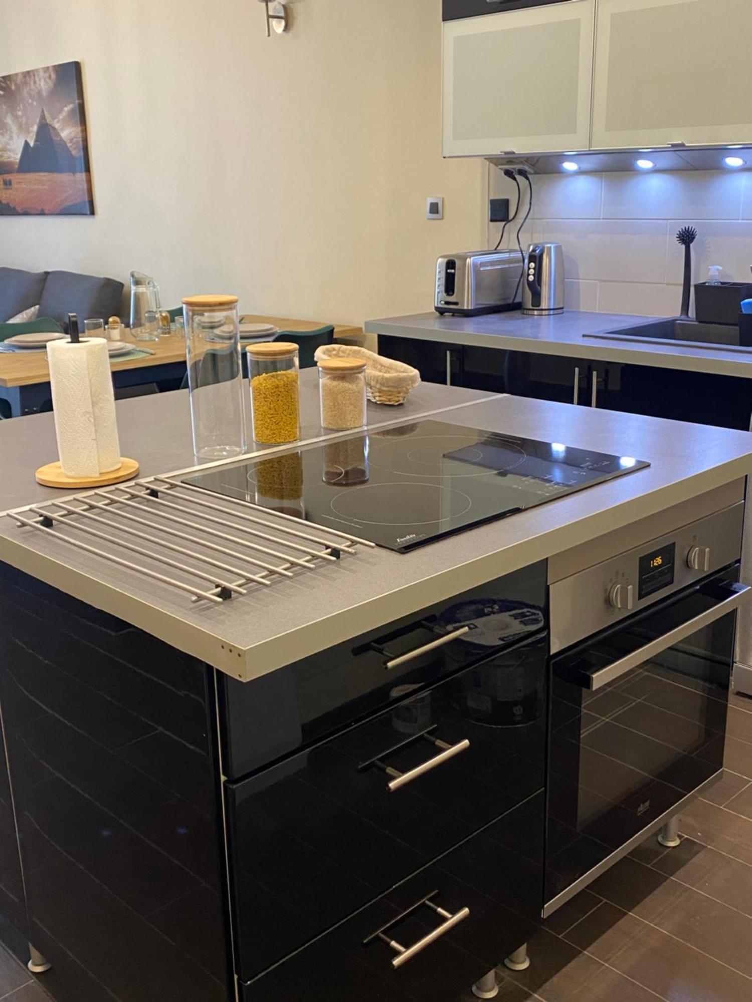 Apartment Familiale De 75m2 En Plein Coeur De *